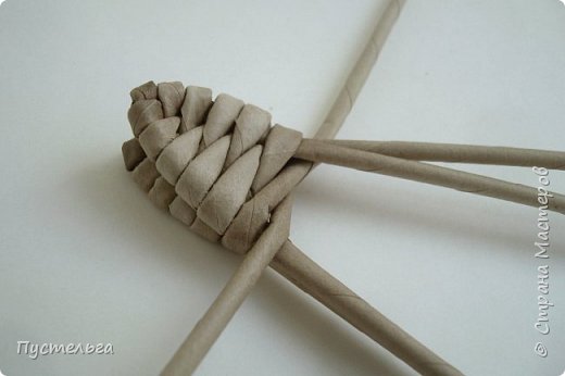 ящерица плетение из газетных трубочек мастер классящерица плетение из газетных трубочек мастер класс